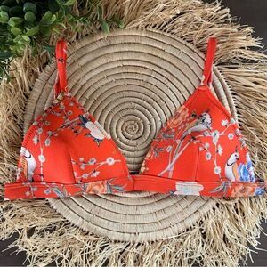 TRIANGL Women’s Triangle Bikini Swim Top Orange‎ Parrot Floral Size Small